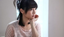 娱乐吃瓜酱男大学生,揭秘娱乐吃瓜酱男大学生的校园生活