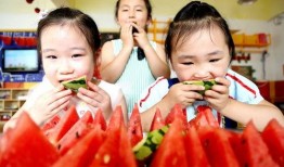 最新吃瓜娱乐,明星恋情曝光，幕后黑手竟是...